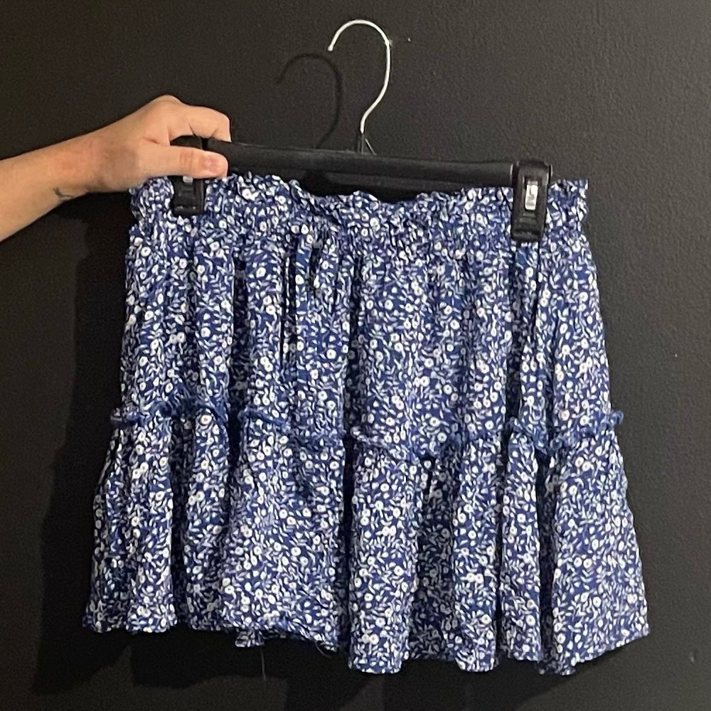 Blue Floral Print Tiered Mini Skirt